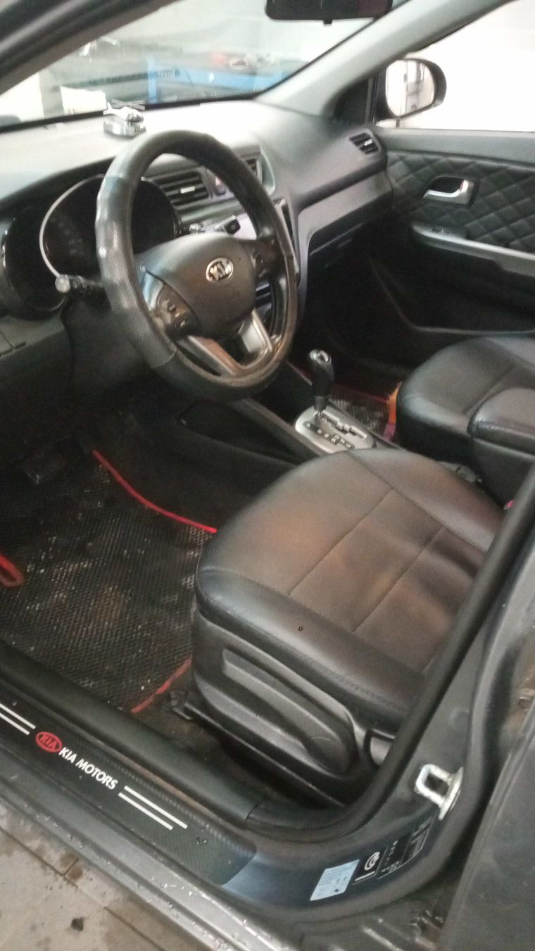 Kia Rio 2014 года, 118 595 км - вид 5