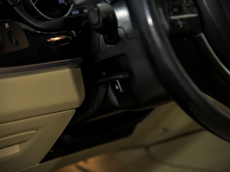 BMW 5 серия 2015 года, 182 008 км - вид 8