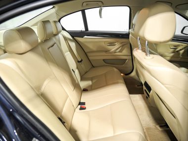 BMW 5 серия 2015 года, 182 008 км - вид 17