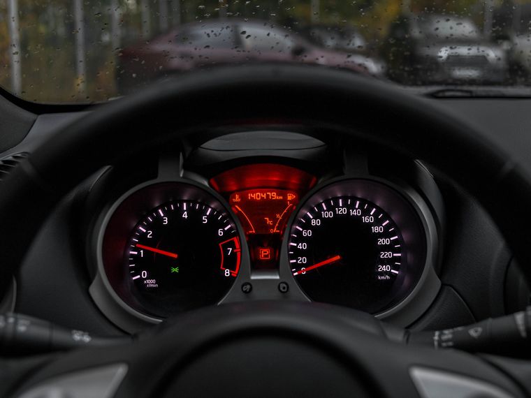 Nissan Juke 2013 года, 140 297 км - вид 5