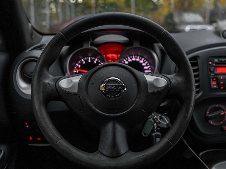 Nissan Juke 2013 года, 140 297 км - вид 6