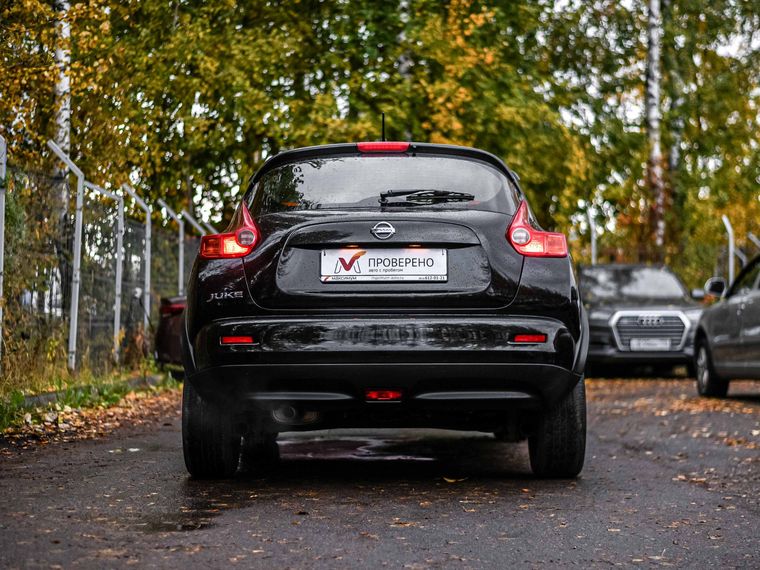 Nissan Juke 2013 года, 140 297 км - вид 4