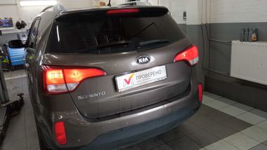 KIA Sorento 2014 года, 147 924 км - вид 4