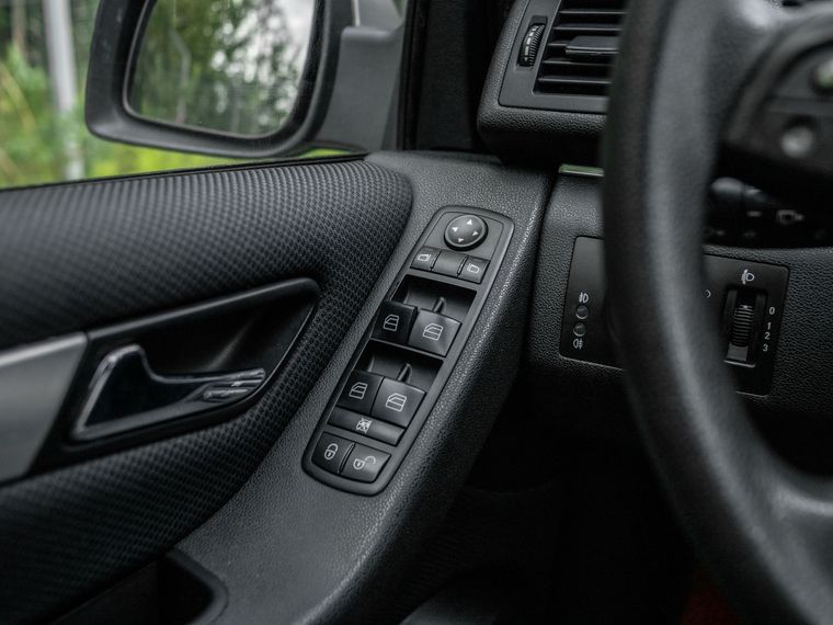 Mercedes-Benz B-класс 2011 года, 186 921 км - вид 9
