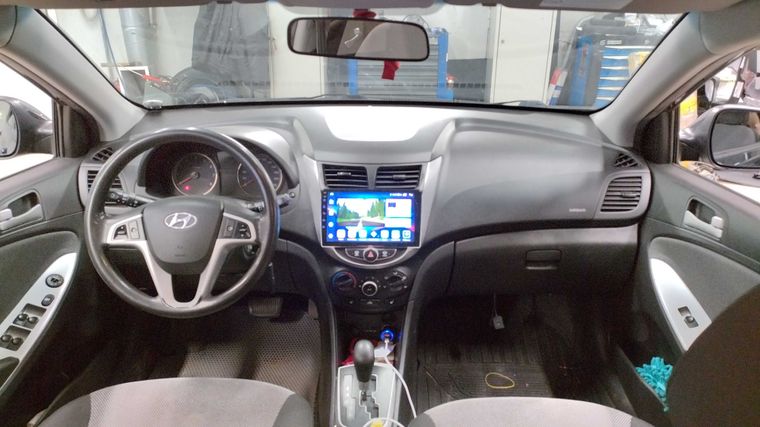 Hyundai Solaris 2012 года, 152 018 км - вид 5