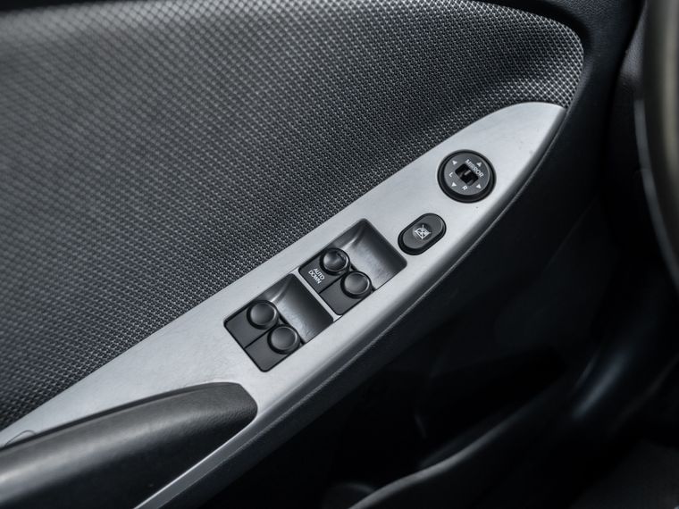 Hyundai Solaris 2012 года, 152 018 км - вид 10