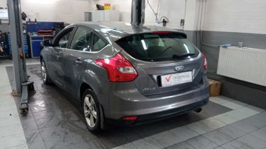 Ford Focus 2011 года, 187 168 км - вид 4