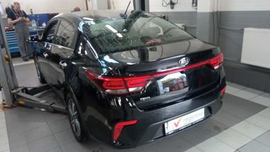 KIA Rio 2019 года, 68 556 км - вид 4