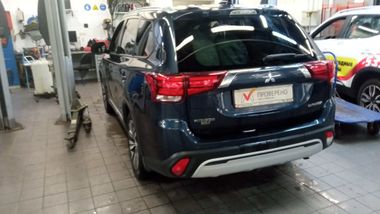 Mitsubishi Outlander 2019 года, 90 221 км - вид 5