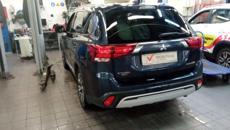 Mitsubishi Outlander 2019 года, 90 221 км - вид 5