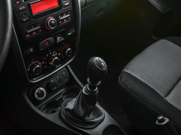 Renault Duster 2013 года, 230 342 км - вид 8