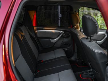 Renault Duster 2013 года, 230 342 км - вид 10