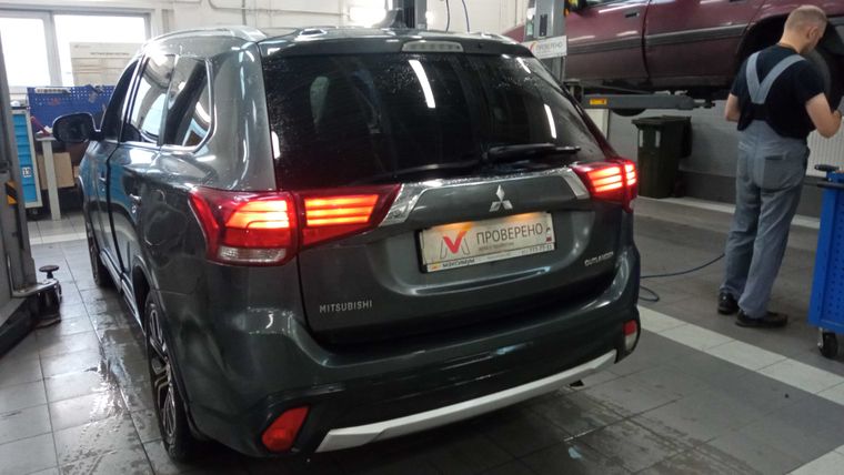 Mitsubishi Outlander 2018 года, 201 181 км - вид 5