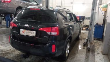 Kia Sorento 2015 года, 211 861 км - вид 3
