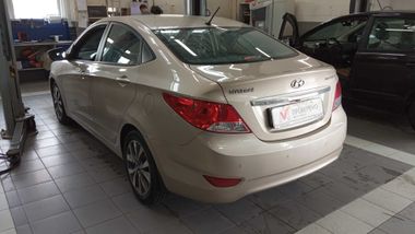 Hyundai Solaris 2014 года, 135 599 км - вид 4