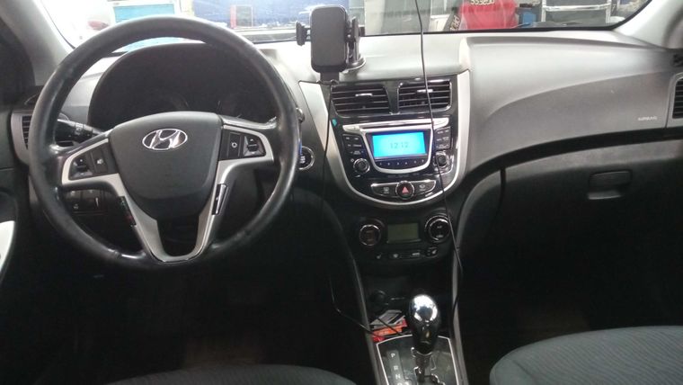Hyundai Solaris 2014 года, 135 599 км - вид 5