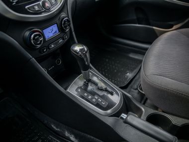 Hyundai Solaris 2014 года, 135 599 км - вид 9