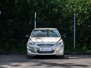 Hyundai Solaris 2014 года, 135 599 км - вид 3