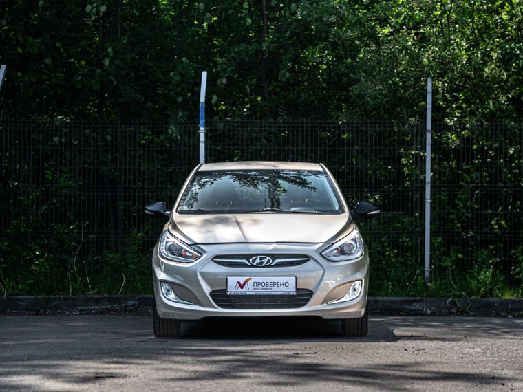 Hyundai Solaris 2014 года, 135 599 км - вид 3