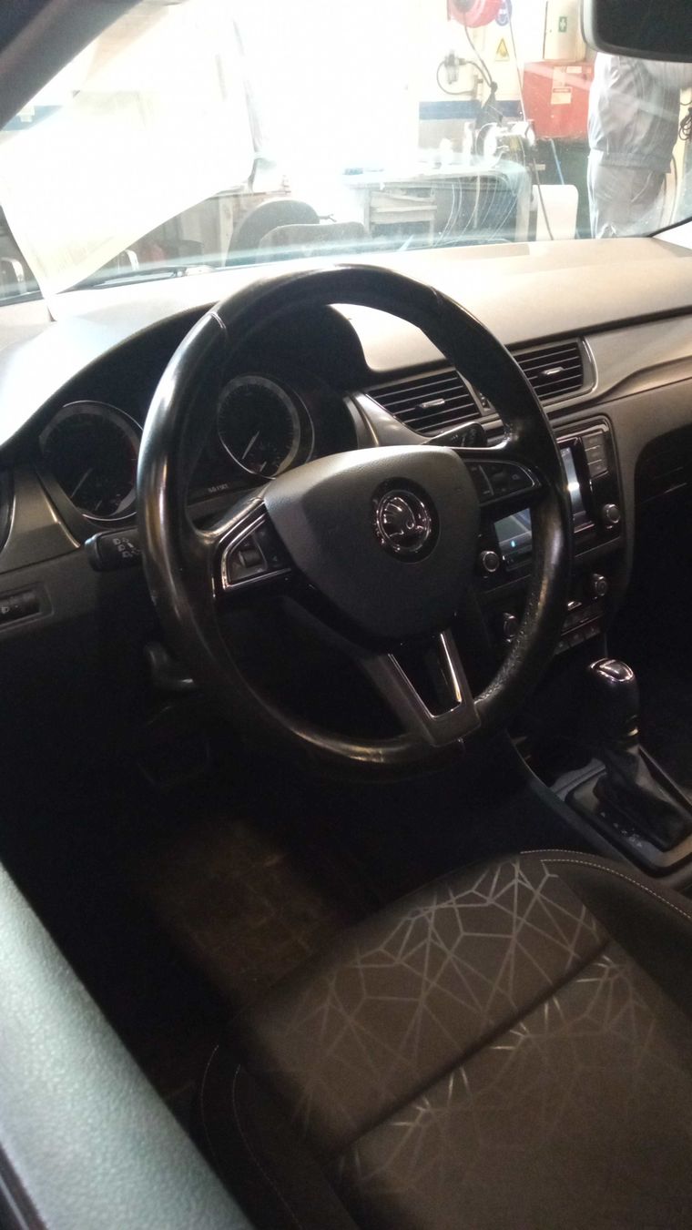 Skoda Rapid 2018 года, 82 333 км - вид 5