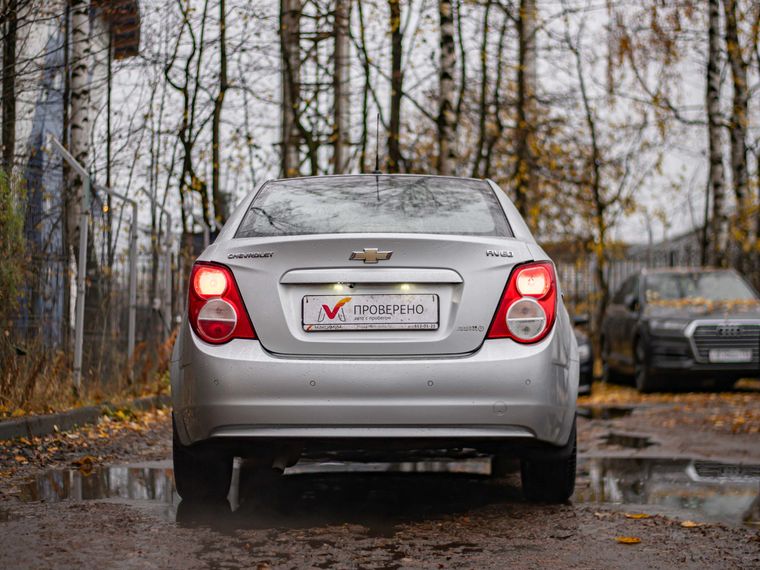 Chevrolet Aveo 2014 года, 105 572 км - вид 4