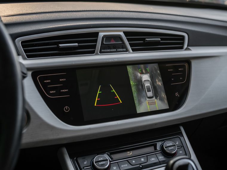 Geely Atlas 2021 года, 100 781 км - вид 10