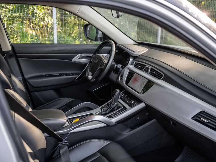 Geely Atlas 2021 года, 100 781 км - вид 16