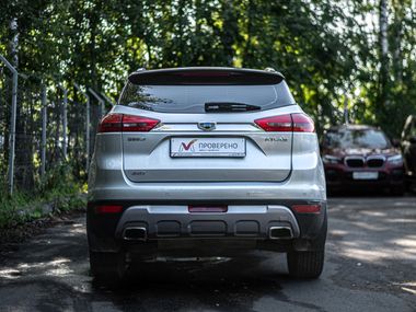Geely Atlas 2021 года, 100 781 км - вид 4