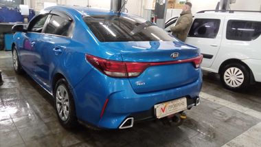 Kia Rio 2020 года, 98 474 км - вид 4