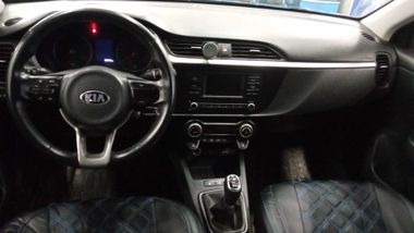 Kia Rio 2020 года, 98 474 км - вид 5