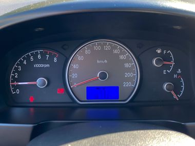 Hyundai Elantra 2008 года, 161 353 км - вид 8