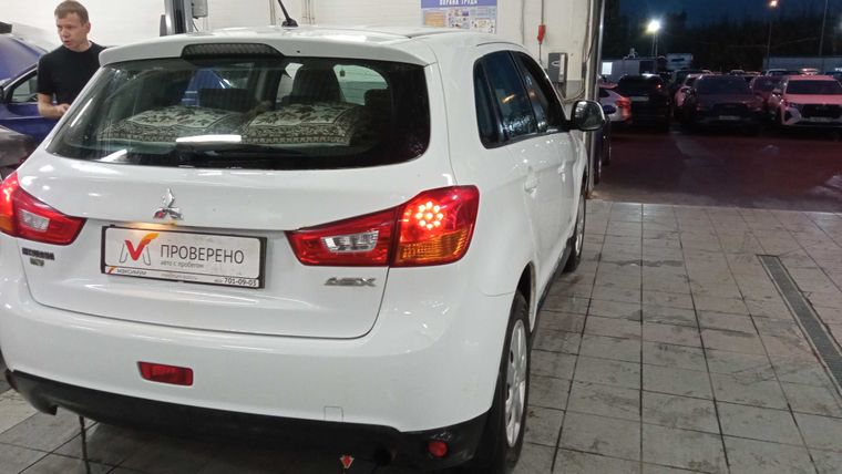 Mitsubishi ASX 2014 года, 112 412 км - вид 4