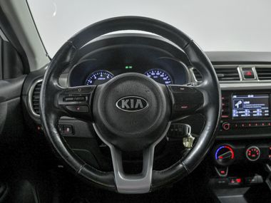 KIA Rio 2017 года, 79 650 км - вид 10