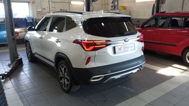 Kia Seltos 2021 года, 90 038 км - вид 4