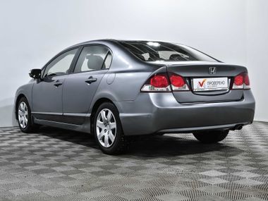 Honda Civic 2009 года, 140 018 км - вид 8