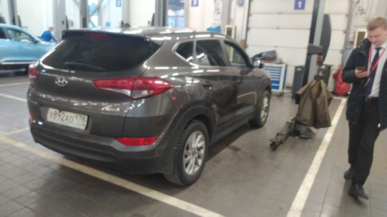 Hyundai Tucson 2017 года, 145 000 км - вид 3