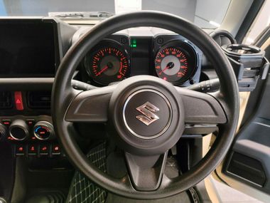 Suzuki Jimny 2018 года, 92 906 км - вид 10