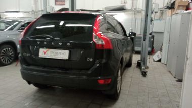 Volvo Xc60 2011 года, 204 395 км - вид 3