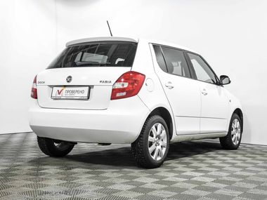 Skoda Fabia 2014 года, 136 660 км - вид 4