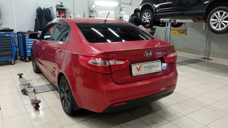 KIA Rio 2014 года, 150 000 км - вид 4