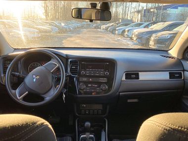 Mitsubishi Outlander 2017 года, 133 174 км - вид 8