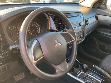 Mitsubishi Outlander 2017 года, 133 174 км - вид 11