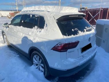 Volkswagen Tiguan 2018 года, 144 067 км - вид 4