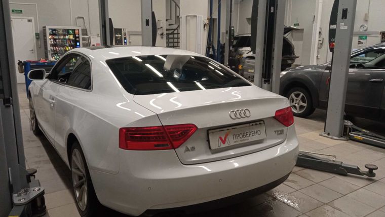 Audi A5 2014 года, 181 281 км - вид 4