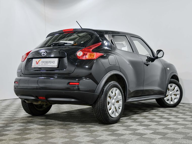 Nissan Juke 2013 года, 118 000 км - вид 5