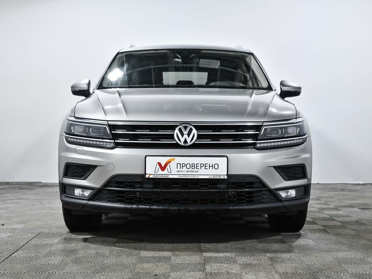 Volkswagen Tiguan 2019 года, 105 806 км - вид 4