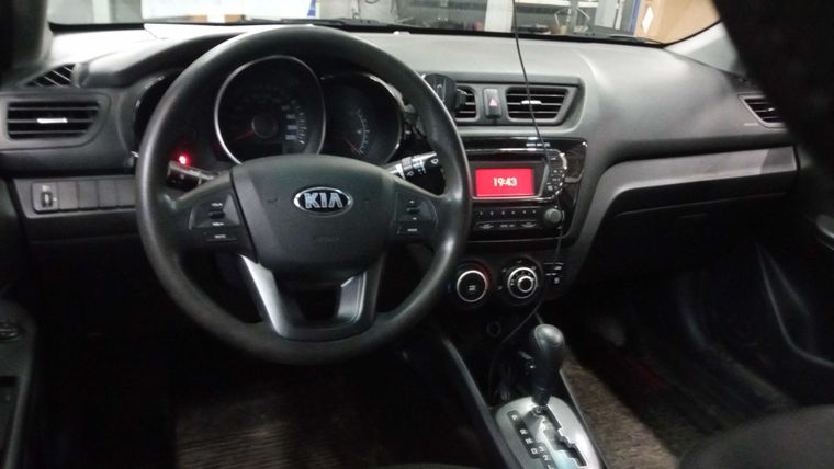 KIA Rio 2013 года, 133 797 км - вид 5