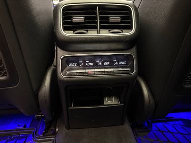 Mercedes-Benz GLE-класс 2021 года, 86 058 км - вид 21