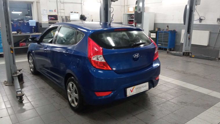 Hyundai Solaris 2011 года, 121 189 км - вид 4