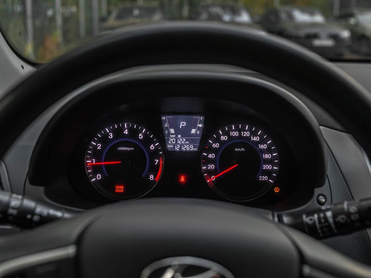 Hyundai Solaris 2011 года, 121 189 км - вид 5